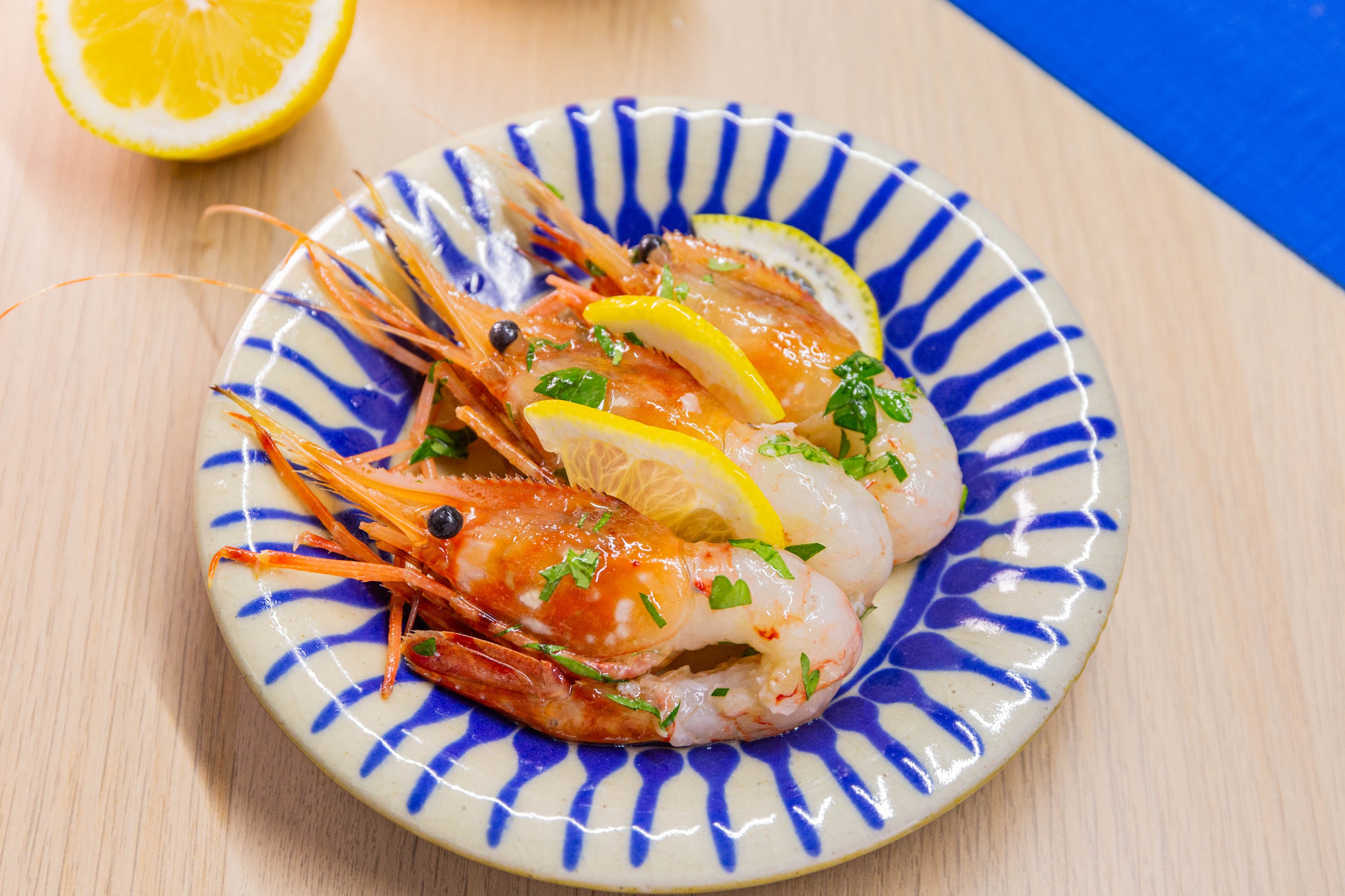本物の海老を自宅にお届け-海老の通販なら「えびなう」